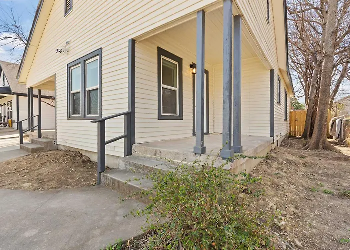 Stylish 1-bedroom Retreat In Worth * Fort Worth